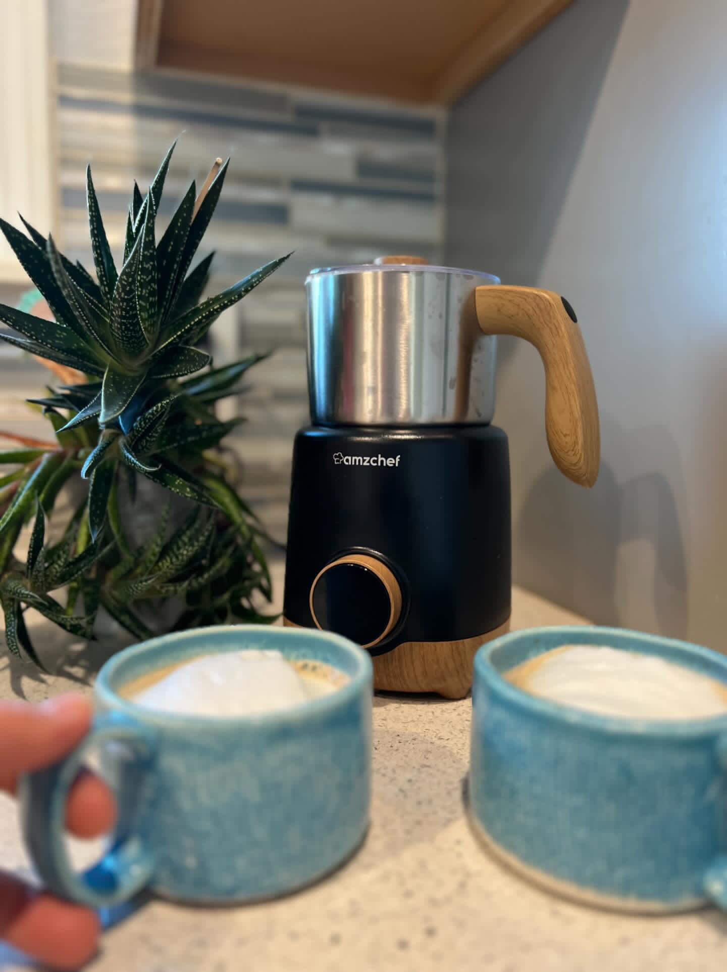 AMZCHEF 8-IN-1 Multifunctional Automatic Milk Frother Steamer